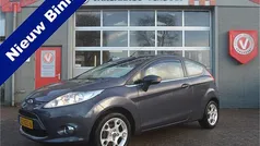 Grijs Gebruikt 2012 Ford Fiesta Titanium Hatchback | € 1.600 (Goede deal)
