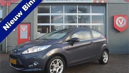 Grijs Gebruikt 2012 Ford Fiesta Titanium Hatchback | € 1.600 (Goede deal)