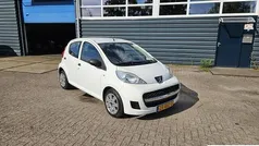 Wit Gebruikt 2011 Peugeot 107 Hatchback | € 3.299 (Eerlijke prijs)