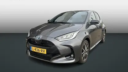 Occasion Toyota Yaris Executive 116 PK (85 kW) 2021 Grijs Hatchback