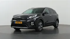 Zwart Gebruikt 2021 Kia Niro SUV | € 21.435 (Eerlijke prijs)