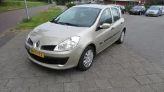 Gebruikt 2007 Renault Clio II Expression Hatchback | € 2.250 (Eerlijke prijs)