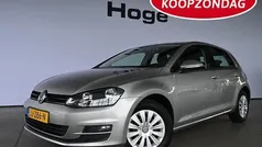 Grijs Gebruikt 2016 VW Golf VII Trendline Hatchback | € 11.940 (Eerlijke prijs)