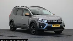 Grijs Gebruikt 2023 Dacia Jogger Extreme MPV | € 27.940 (Eerlijke prijs)