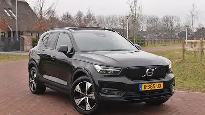 Occasion Volvo XC40 R-Design 11 kW (15 PK) 2020 Zwart SUV