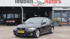 Zwart Gebruikt 2009 BMW 318 Sedan | € 6.985 (Eerlijke prijs)