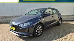 Grijs Gebruikt 2024 Hyundai i20 Comfort Hatchback | € 20.390 (Eerlijke prijs)