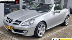 Grijs Gebruikt 2009 Mercedes SLK200 Cabriolet | € 15.945 (Eerlijke prijs)