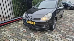 Gebruikt 2012 Renault Clio IV Night&Day Hatchback | € 2.650 (Goede deal)