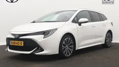 Wit Gebruikt 2019 Toyota Corolla Limited Stationwagen | € 22.750 (Eerlijke prijs)