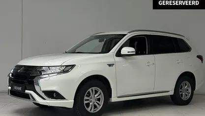 Occasion Mitsubishi Outlander P-HEV 68 PK (50 kW) 2020 SUV