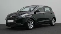 Zwart Gebruikt 2023 Hyundai i10 Comfort Hatchback | € 15.725 (Eerlijke prijs)