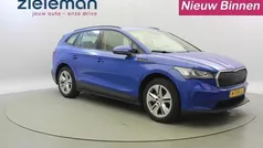 Grijs Gebruikt 2021 Skoda Enyaq iV SUV | € 23.845 (Eerlijke prijs)