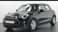 Zwart Gebruikt 2022 Mini Cooper Hatchback | € 23.950 (Eerlijke prijs)