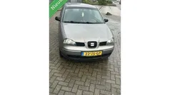 Grijs Gebruikt 2002 Seat Arosa Stella Hatchback | € 750 (Eerlijke prijs)