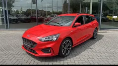 Rood Gebruikt 2019 Ford Focus Business Edition Stationwagen | € 15.995 (Eerlijke prijs)