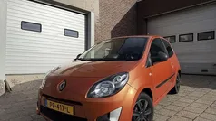 Oranje Gebruikt 2008 Renault Twingo Authentique Hatchback | € 1.795 (Eerlijke prijs)