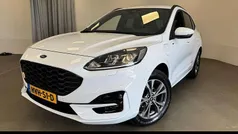 Wit Gebruikt 2024 Ford Kuga ST-Line SUV | € 32.945 (Eerlijke prijs)