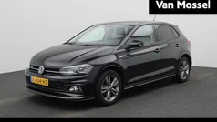 Zwart Gebruikt 2021 VW Polo R-line Edition Hatchback | € 18.900 (Eerlijke prijs)