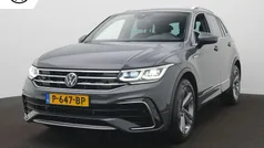 Grijs Gebruikt 2022 VW Tiguan Business+ SUV | € 38.995 (Eerlijke prijs)