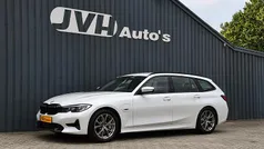 Wit Gebruikt 2022 BMW 330e Sport Line Stationwagen | € 28.750 (Goede deal)