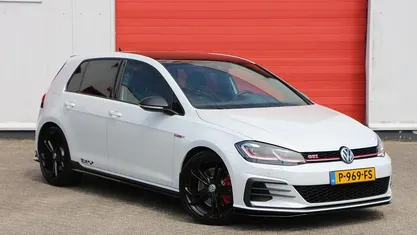 Wit Occasion 2022 VW Golf VIII Pro Hatchback | € 29.950 (Goede deal)