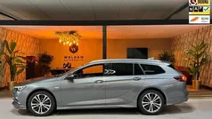 Grijs Gebruikt 2017 Opel Insignia Business Stationwagen | € 17.990 (Eerlijke prijs)
