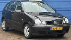 Zwart Gebruikt 2003 VW Polo Hatchback | € 1.650 (Eerlijke prijs)