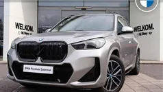 Grijs Gebruikt 2023 BMW iX1 Comfort Edition SUV | € 42.450 (Eerlijke prijs)