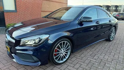Blauw (metallic) Occasion 2017 Mercedes CLA180 AMG Sedan | € 16.950 (Eerlijke prijs)