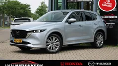 Sonic silver (grijs metallic) Gebruikt 2022 Mazda CX-5 Signature SUV | € 36.940 (Eerlijke prijs)