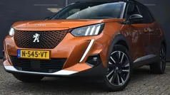 Oranje Gebruikt 2021 Peugeot e-2008 GT SUV | € 17.895 (Eerlijke prijs)