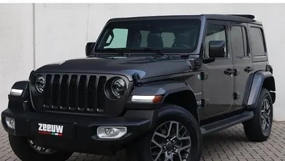 Occasion Jeep Wrangler Unlimited Sahara 380 PK (279 kW) 2021 Zwart SUV