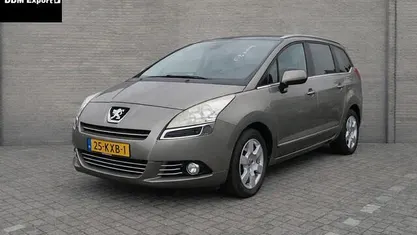 Occasion 2010 Peugeot 5008 MPV | € 2.100 (Eerlijke prijs)
