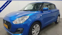Blauw, metallic lak Gebruikt 2019 Suzuki Swift Hatchback | € 14.995 (Eerlijke prijs)