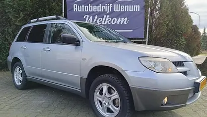 Grijs Gebruikt 2007 Mitsubishi Outlander Invite SUV | € 2.950 (Eerlijke prijs)