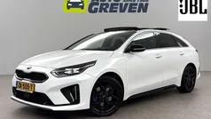 Wit Gebruikt 2019 Kia ProCeed Hatchback | € 18.900 (Eerlijke prijs)
