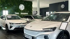 Gebruikt 2022 MG EHS Luxury SUV | € 22.495 (Eerlijke prijs)