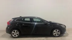 Zwart Gebruikt 2014 Volvo V40 Business Edition Stationwagen | € 5.988 (Eerlijke prijs)