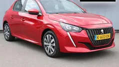 Rood Gebruikt 2020 Peugeot 208 Active Hatchback | € 13.795 (Eerlijke prijs)