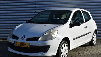 Occasion 2008 Renault Clio II Hatchback | € 3.335 (Eerlijke prijs)