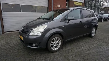 Gebruikt 2008 Toyota Verso Luna MPV | € 4.745 (Eerlijke prijs)