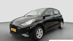 Zwart Gebruikt 2024 Hyundai i10 Comfort Hatchback | € 16.395 (Eerlijke prijs)