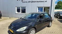 Gebruikt 2005 Peugeot 307 Premium Hatchback | € 650 (Goede deal)