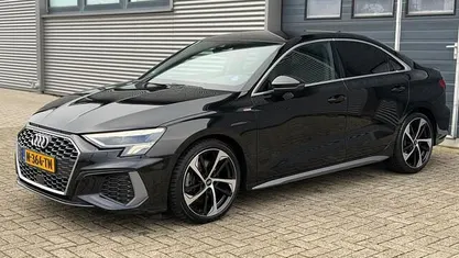 Occasion 2021 Audi A3 S-Line Sedan | € 26.499 (Eerlijke prijs)