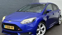 Blauw Gebruikt 2014 Ford Focus ST Hatchback | € 10.750 (Goede deal)