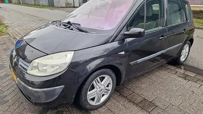 Occasion Renault Scénic II Dynamique 135 PK (99 kW) 2004 Zwart (metallic) MPV