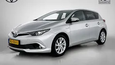 Gebruikt 2015 Toyota Auris Executive Hatchback | € 15.945 (Eerlijke prijs)