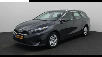 Occasion 2025 Kia Ceed Hatchback | € 27.940 (Eerlijke prijs)