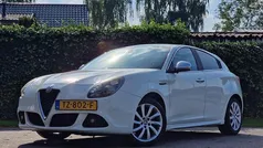 Gebruikt 2011 Alfa Romeo Giulietta Progression Hatchback | € 3.500 (Super prijs)